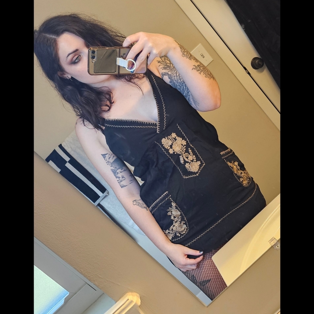❌️SOLD❌️Black Embroidered Dress